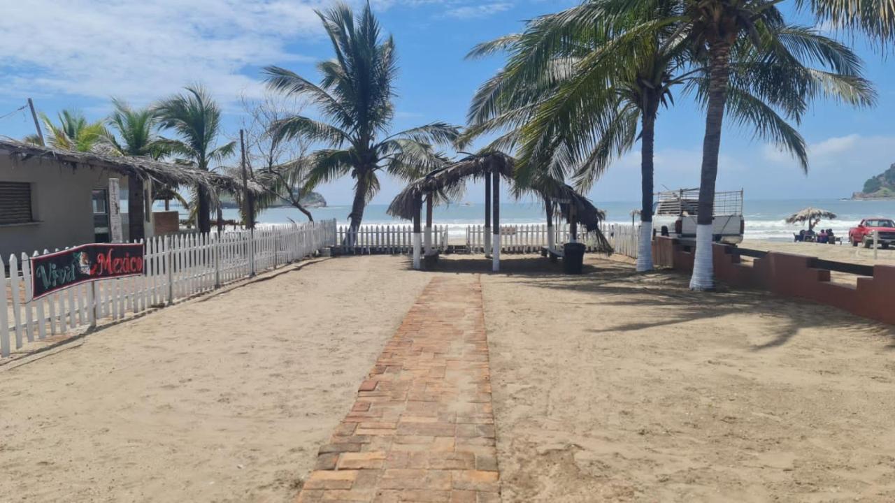 마사틀란 Casa A Pie De Playa Isla De La Piedra 아파트 외부 사진