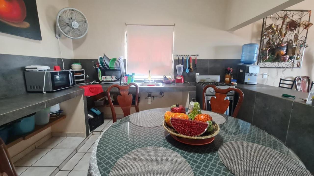 마사틀란 Casa A Pie De Playa Isla De La Piedra 아파트 외부 사진